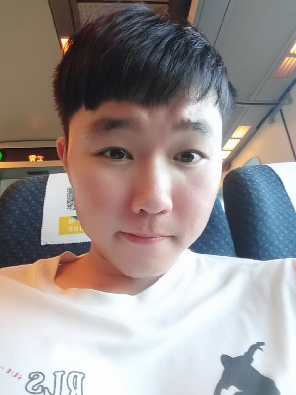 爱玉的第一张照片--台南中老年相亲网