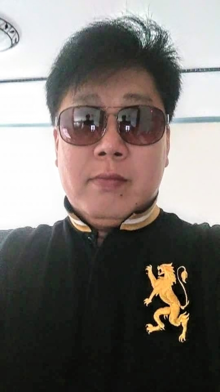 含笑半步癲的第一张照片--台南中老年相亲网