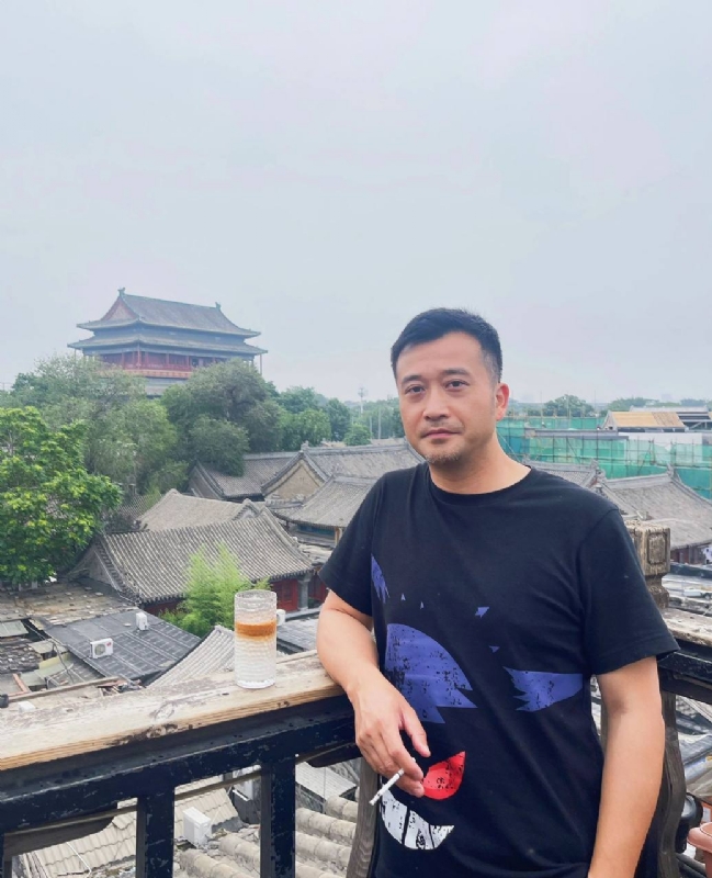 生而为人的第二张照片--台南中老年相亲网
